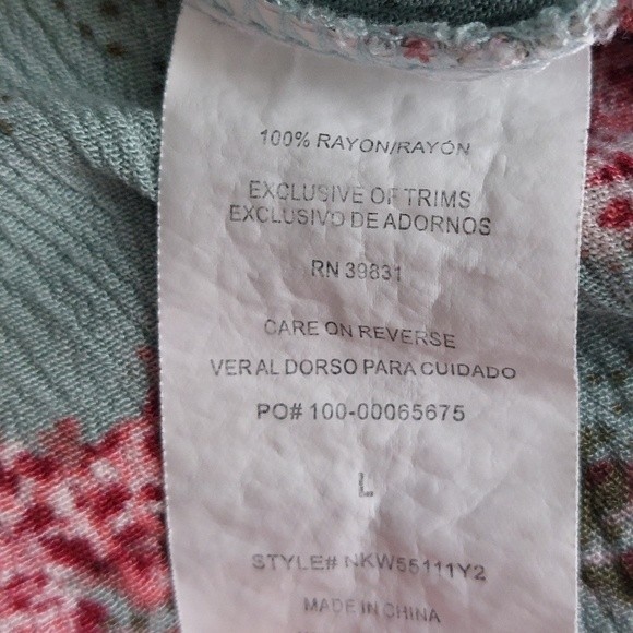 Rewind - Green & Pink Floral Lace Blouse - Picture 5 of 6